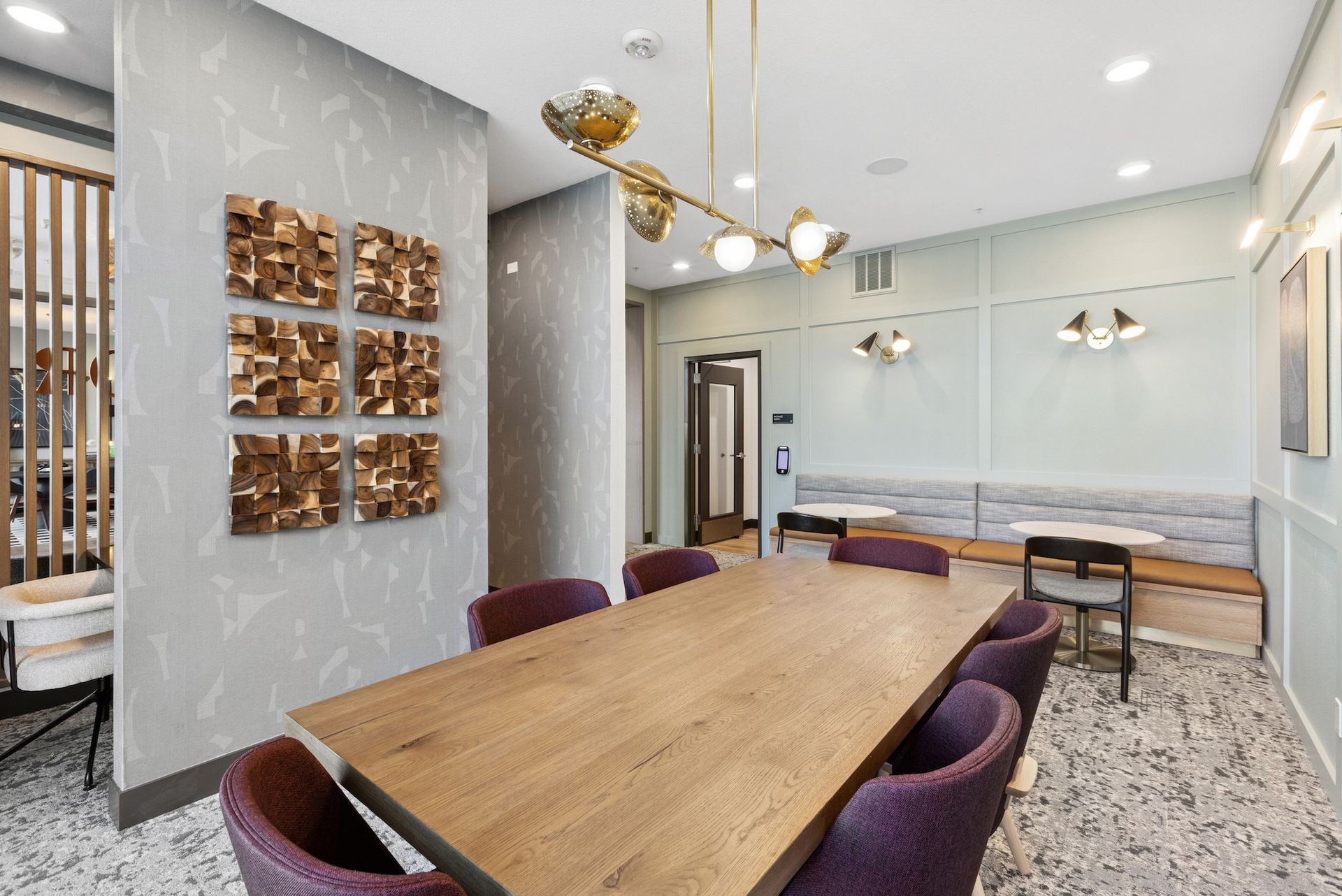 Image of Digital Nomad Workstations