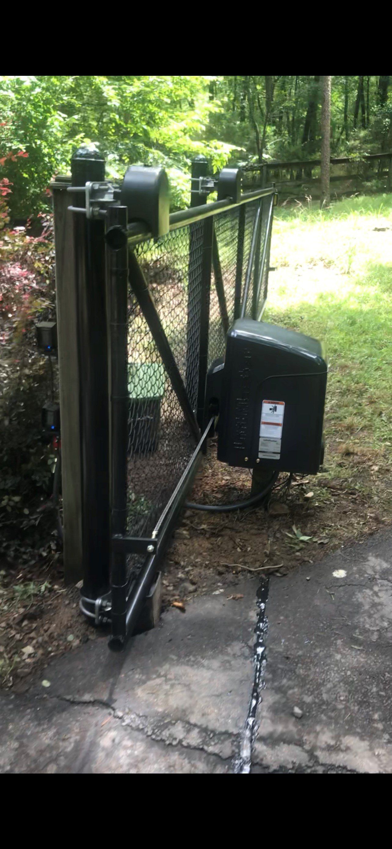 Automatic Fence Motor — Benton, AR — McDonald Fence Inc.