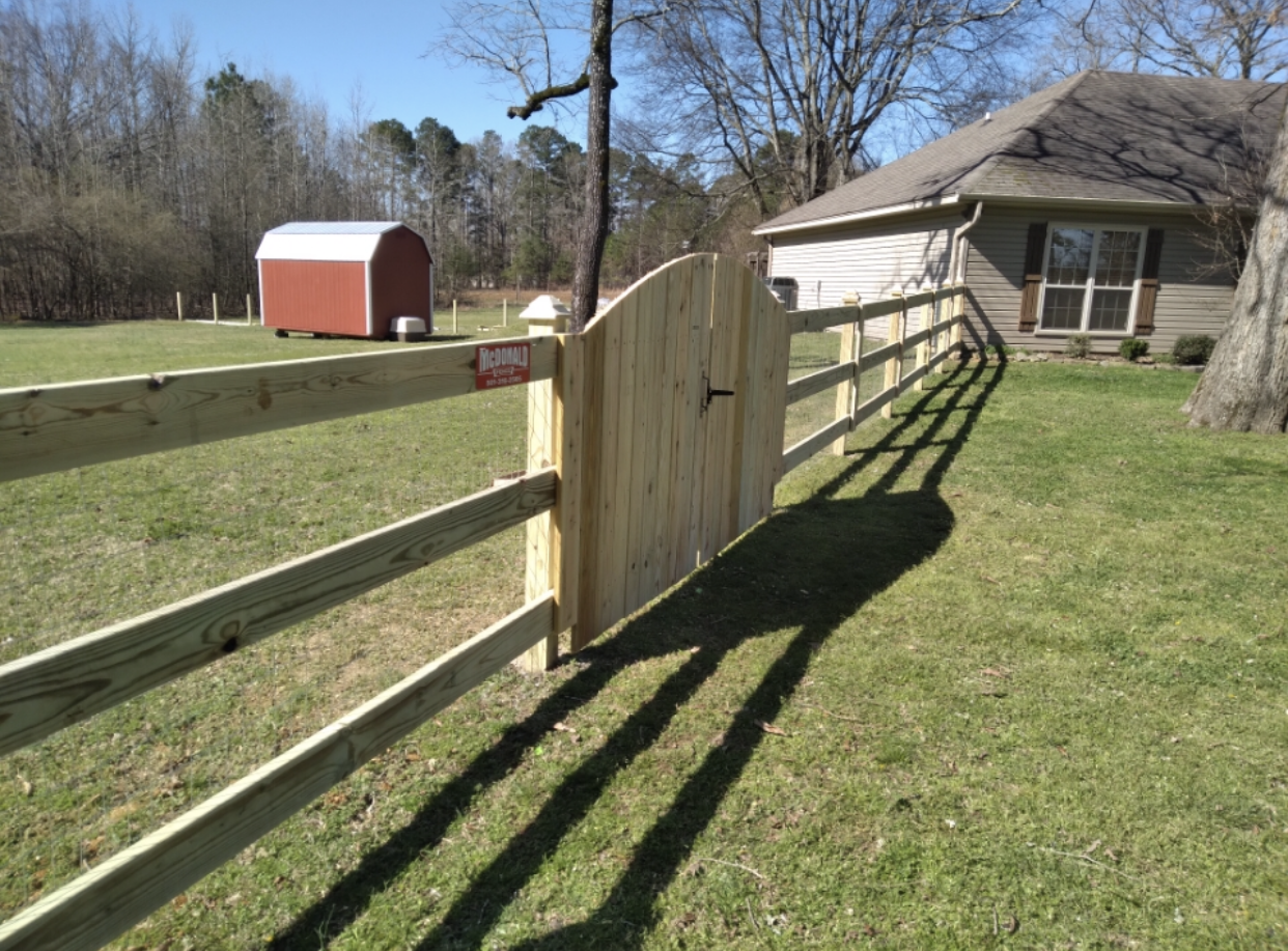 Types of Fences | Benton, AR