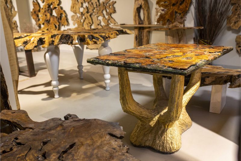 Arredi in legno di ulivo