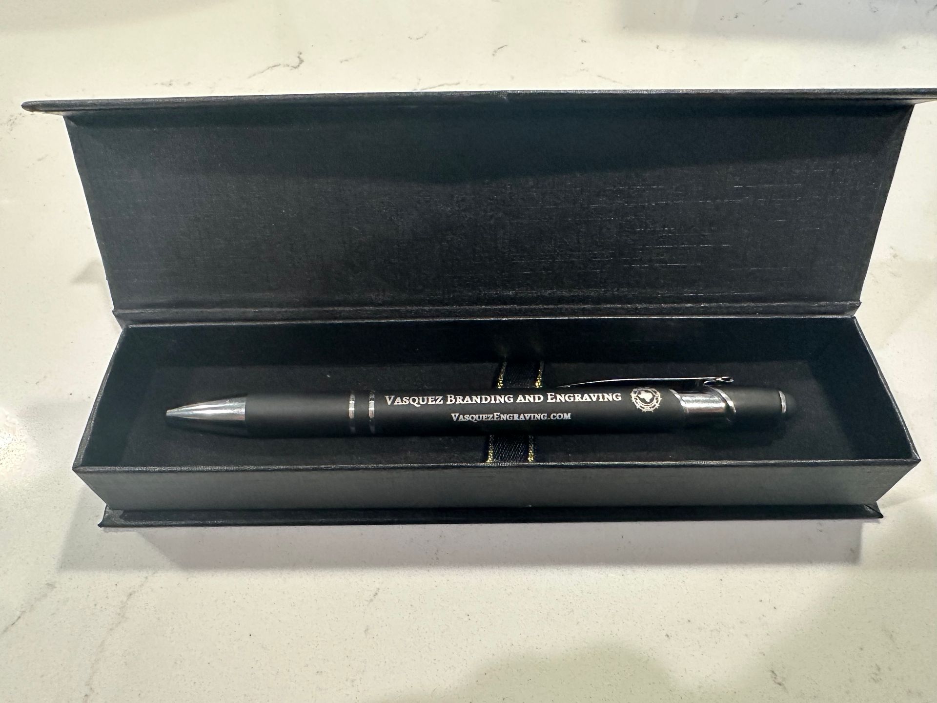 2-in-1 Ballpoint Pen with Stylus Tip – Elegant, Practical & Gift-Ready