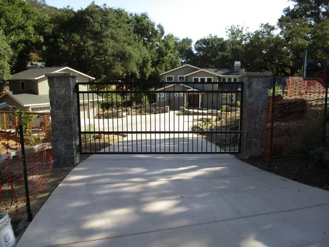 Morgan Hill Fence and Gate Installation CCOI