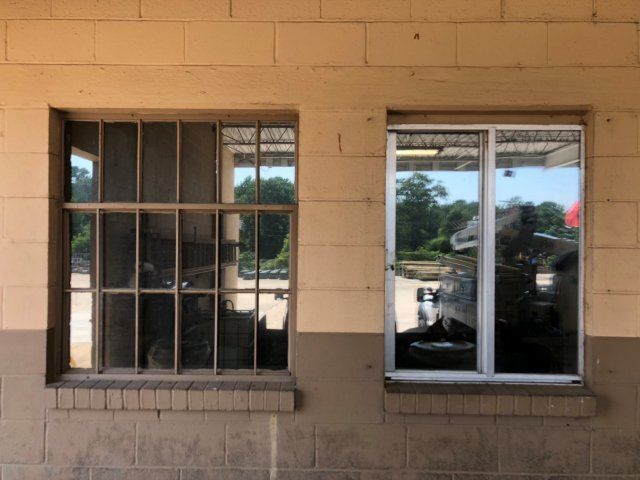 Glazing System Auburn — Business with Glass Window Tinted in Auburn, AL