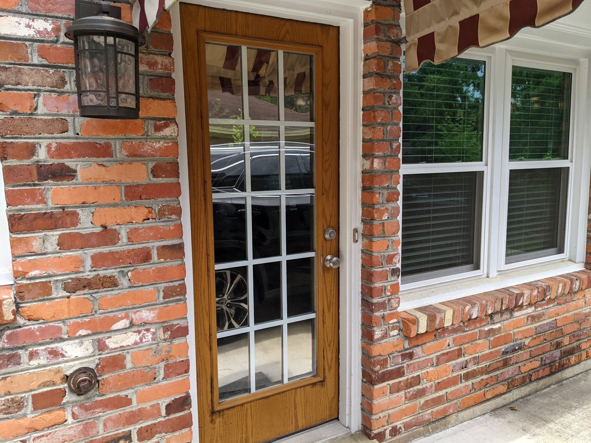 home window tinting in Montgomery AL - One-Way Privacy and Maximum Heat Rejection has been gained by SPF Ultra Performance Home Tint in Montgomery, AL