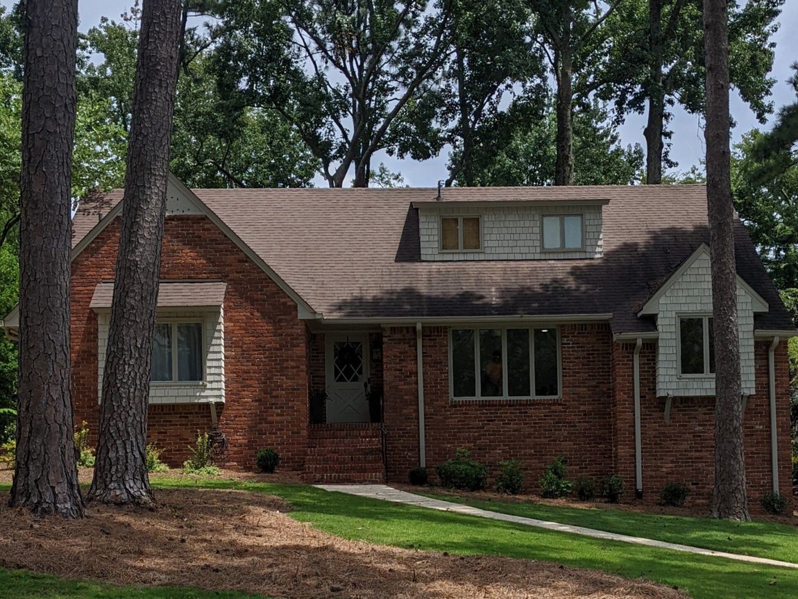 Residential tinting - SPF Crystal Clear Tint Cut Heat and UV-Sun Radiation Passing through the glass windows of this home in Vestavia, AL
