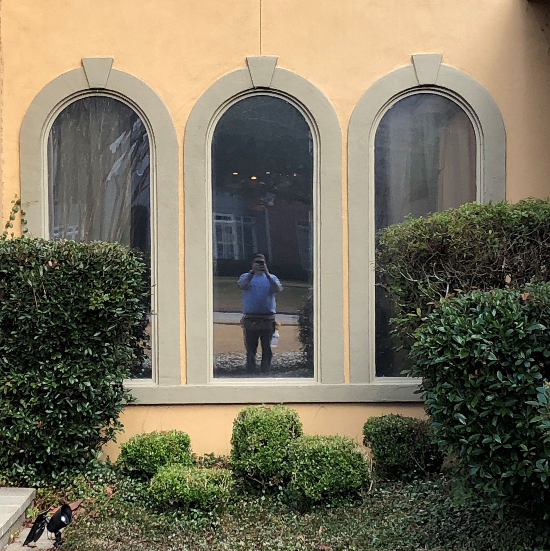 Pro home Tint installation in Wynn Lakes - Residential tint installed to arched dining room windows in February, 2019