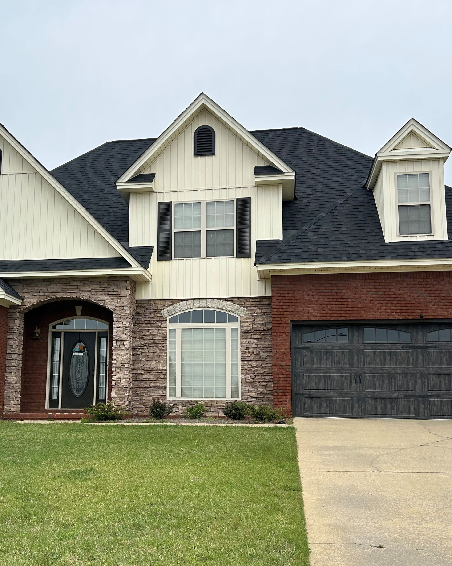 window tinting in Prattville AL - Heat with bright UV Sun flooded the front and left side of these home windows. Prattville, AL