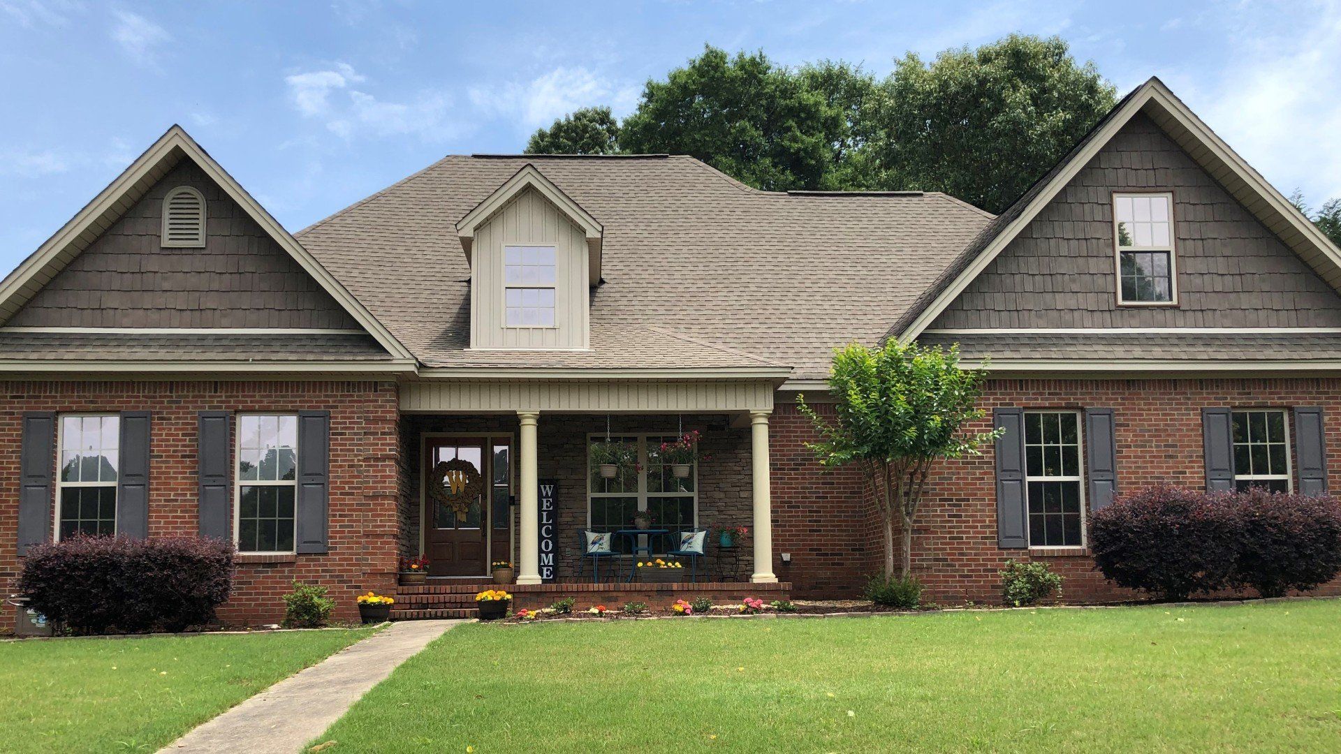 Professional Residential tint installation on 5.10.2019 - Home window tinting service in Prattville, Alabama