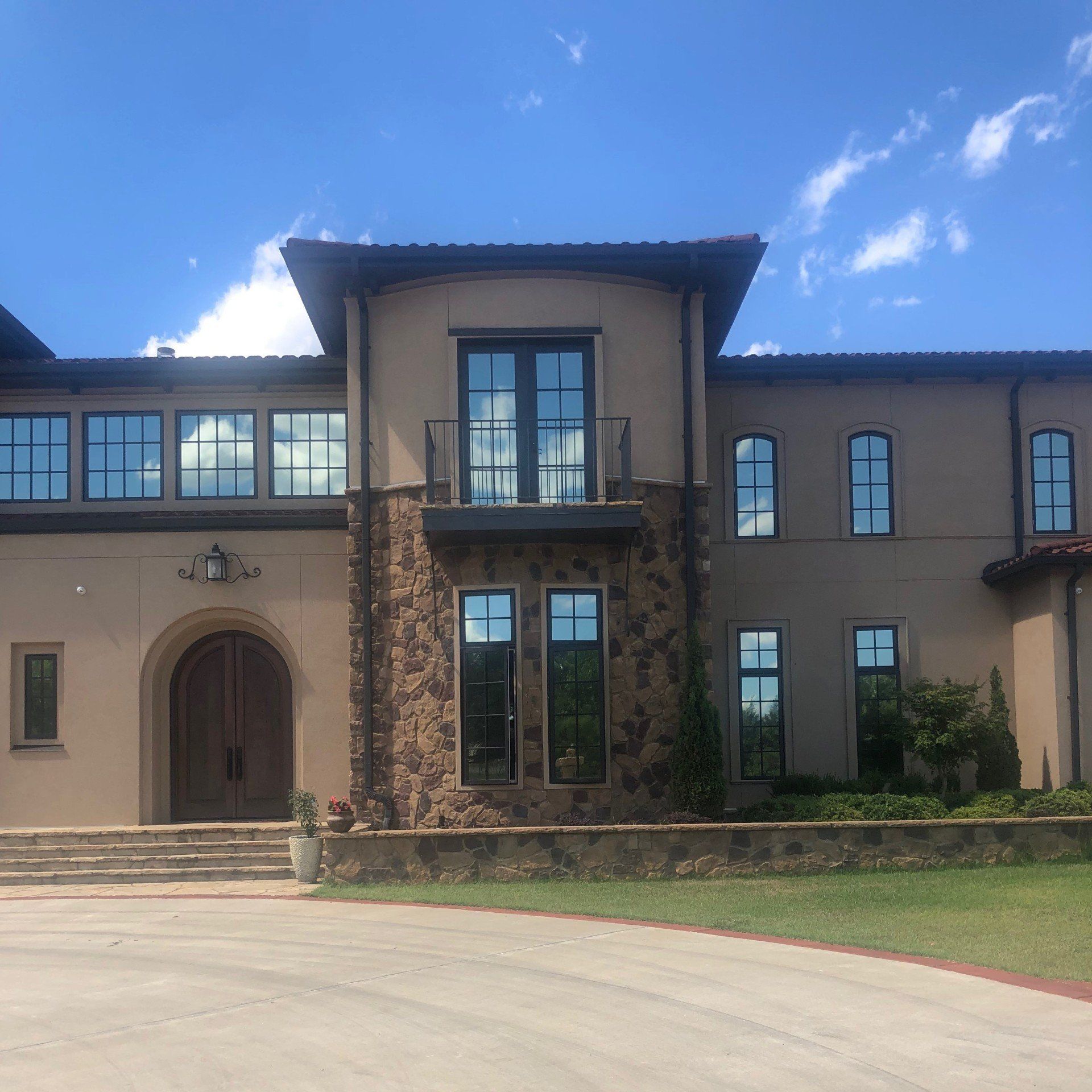 Professional Residential tinting service at mansion in Jones, AL - Max Heat blocked after Home tint installed on 6.14.2019