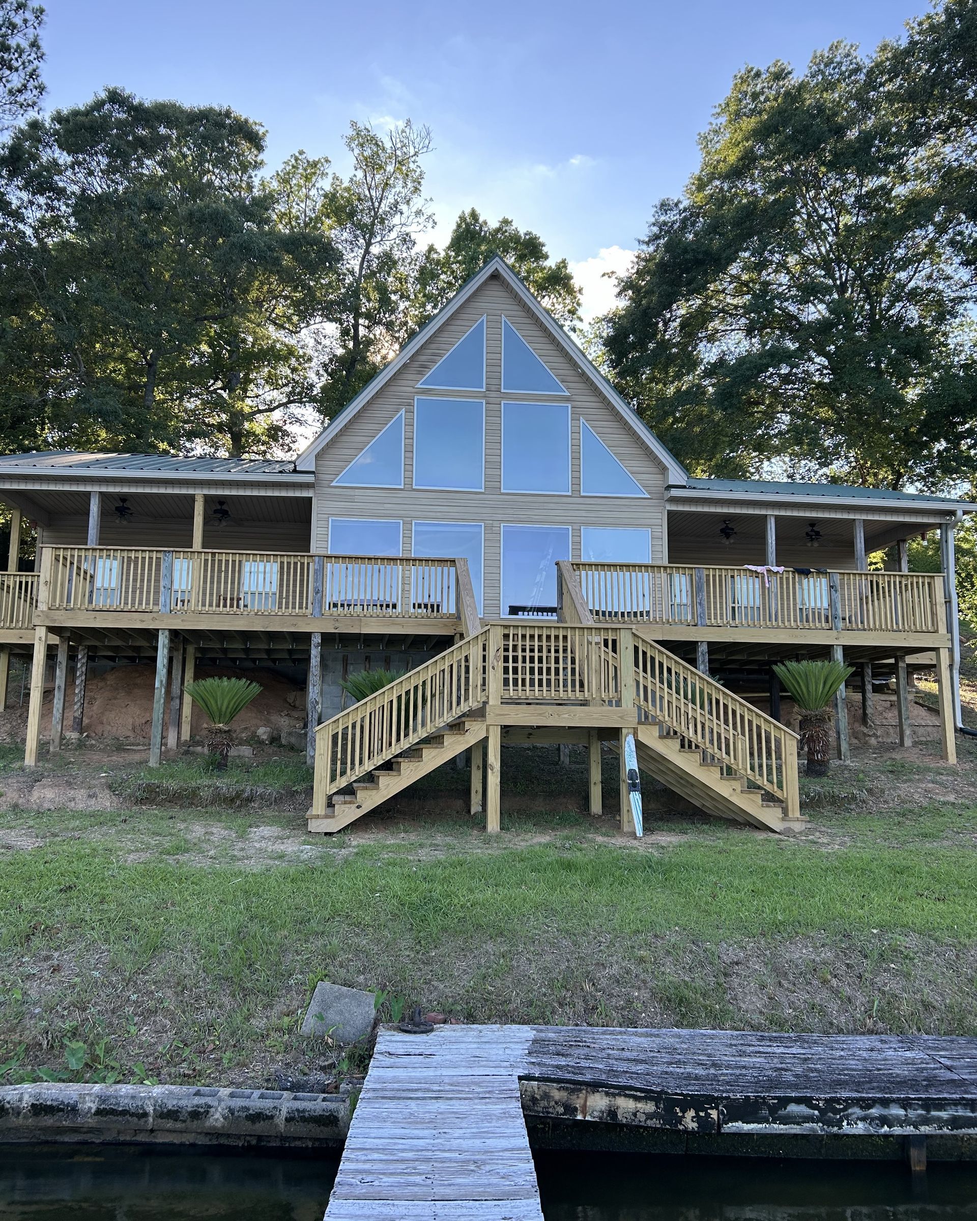 lake house window tinting service - Now the climate is controlled and visual clarity has been remarkably enhanced with SPF' Crystal Clear home tint installed in Deatsville, AL