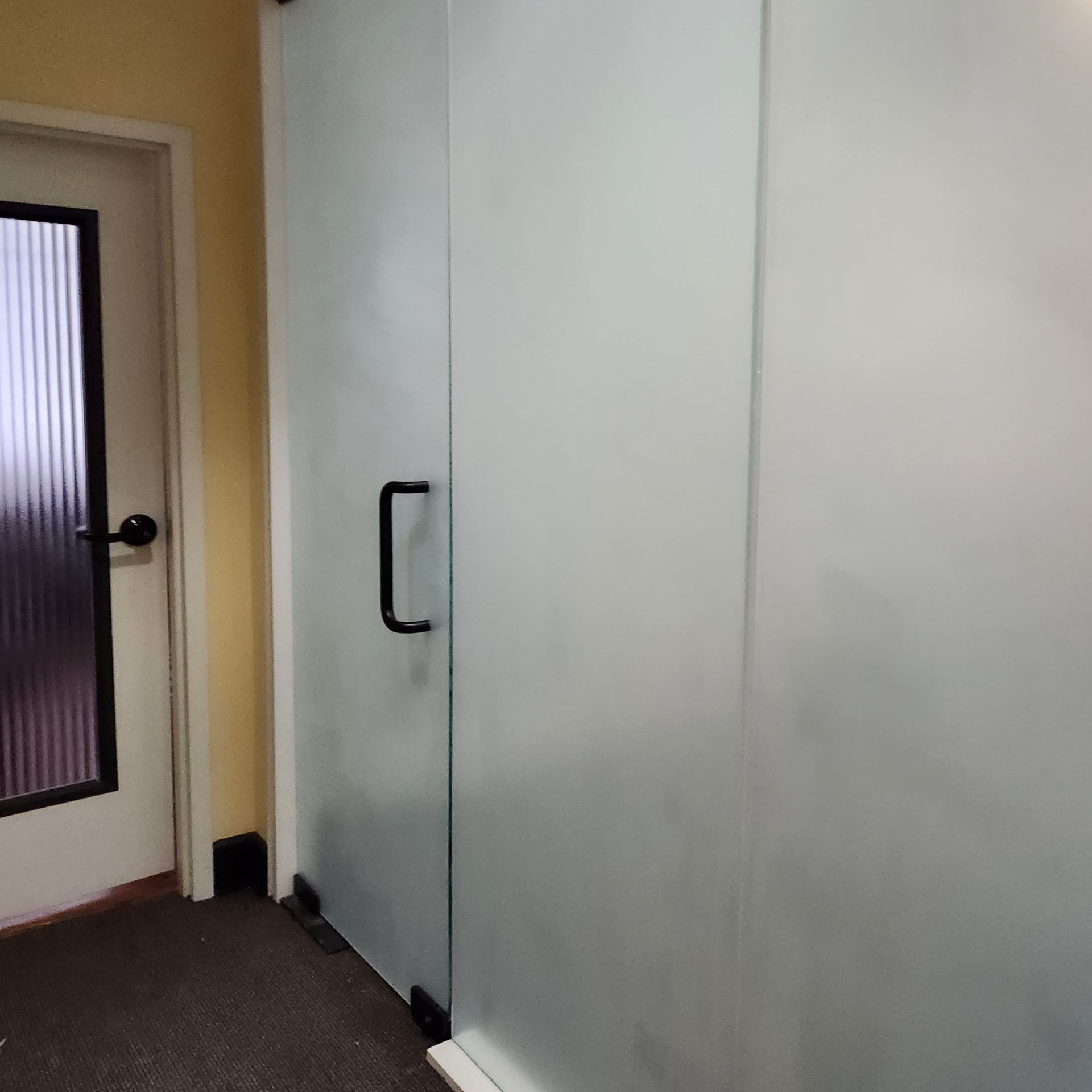SPF Precision Frost tint delivers privacy and dust-free modern style to interior or exterior office glass doors or windows. Montgomery, AL
