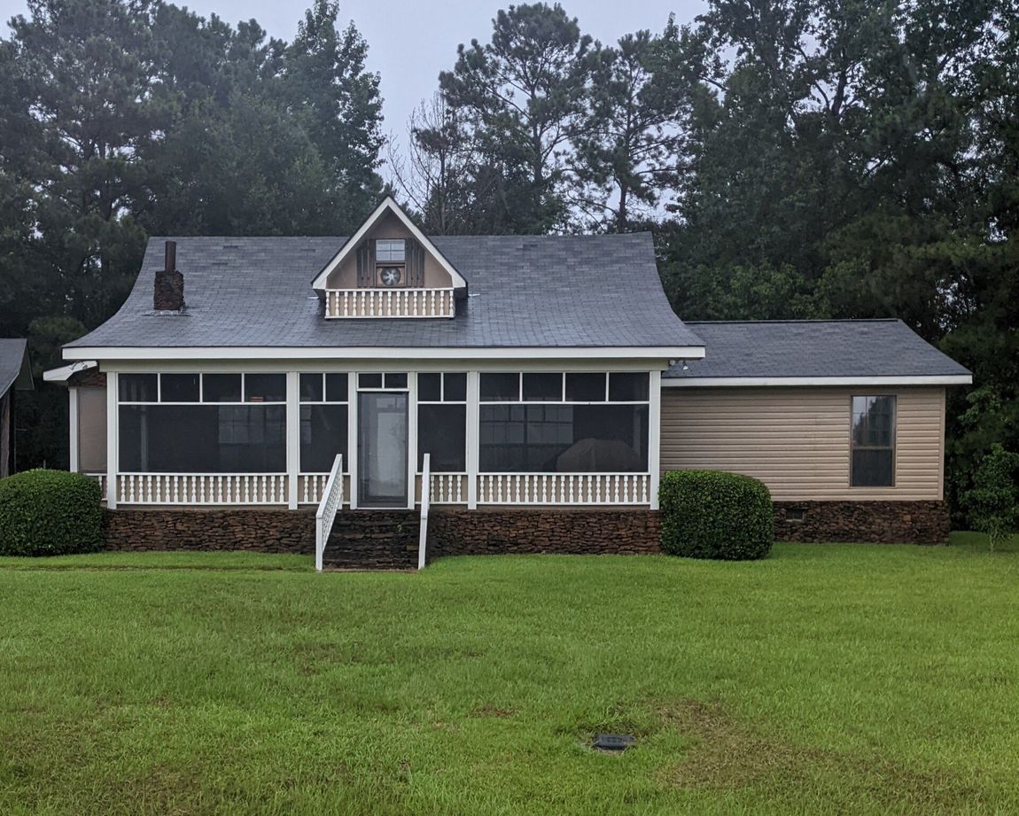 Home or business window theft prevention tint in AL - The home windows are now safe from intrusion and UV-Sun-Fade. PLUS Top Heat & Glare Elimination added by SPF Tinting in AL