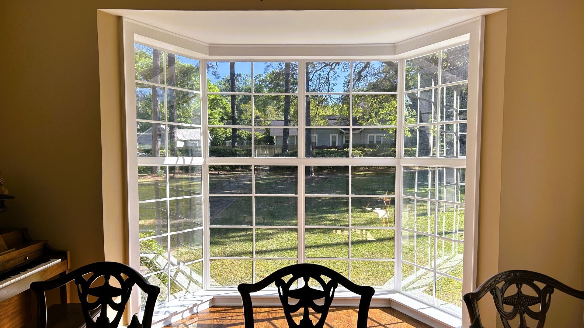 SPF Performance Dim' Crystal residential window tint optimizes the open view stopping bright UV-Sun fade and heat gain from entering the home.