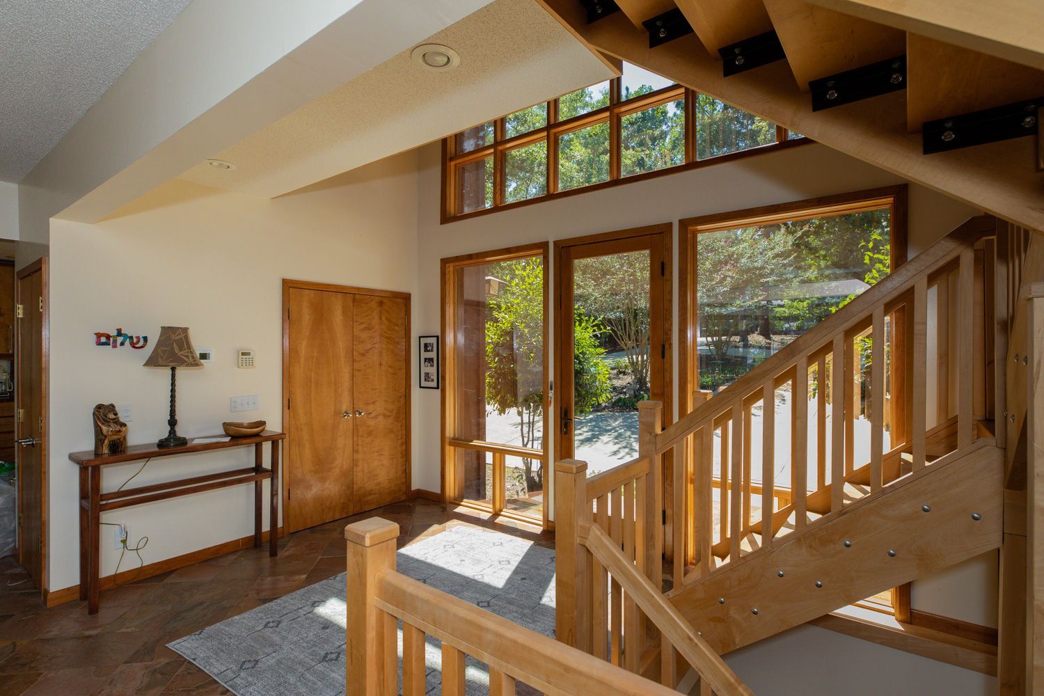 lake home window tinting - SPF Performance Platinum Tint Blocks maximum Solar heat with UV-Harm. Keeping a warm colorful home interior. Alexander City, AL