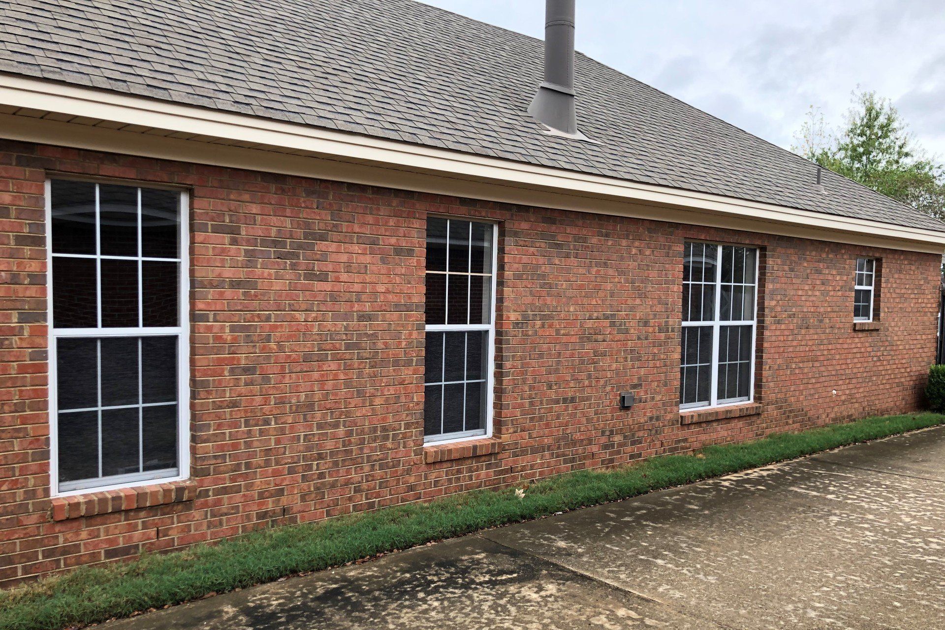 Authentic SPF Tint installation to home windows in Montgomery on 10.16.2019 - Pro window tinting Montgomery, AL