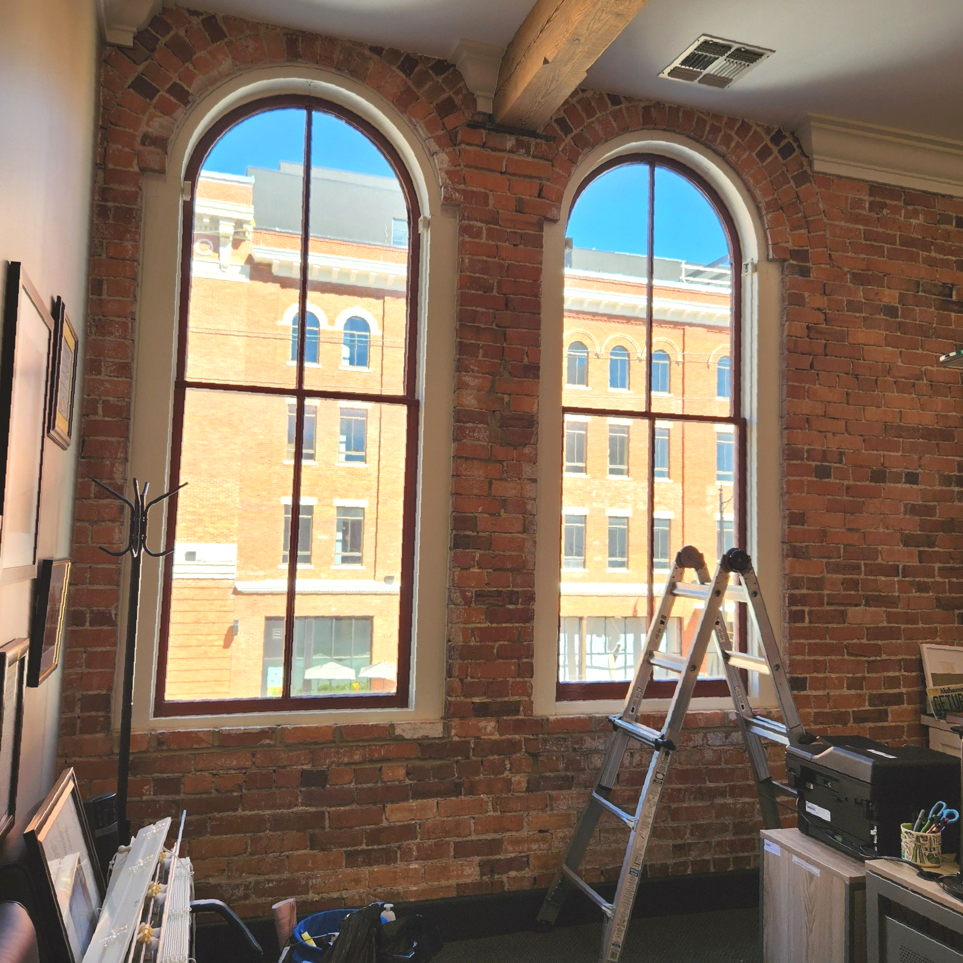 Window renewal credit - Bright Glare & Sun Fade were causing office disruptions before SPF Tint renews windows with efficiency in AL