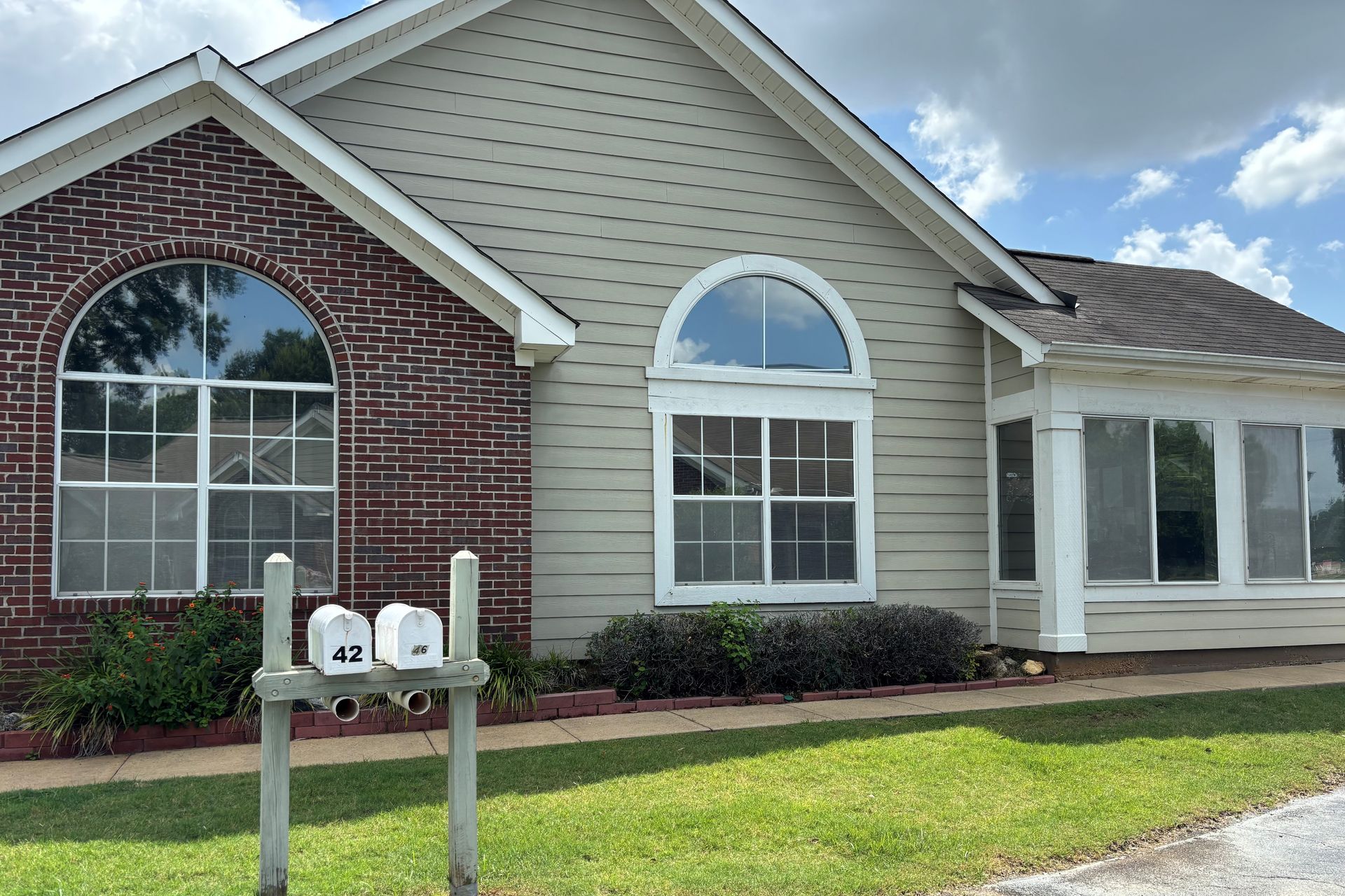 home tinting in Montgomery AL - SPF Window Tinting filters in the perfect amount of Sunlight with even comfort inside.