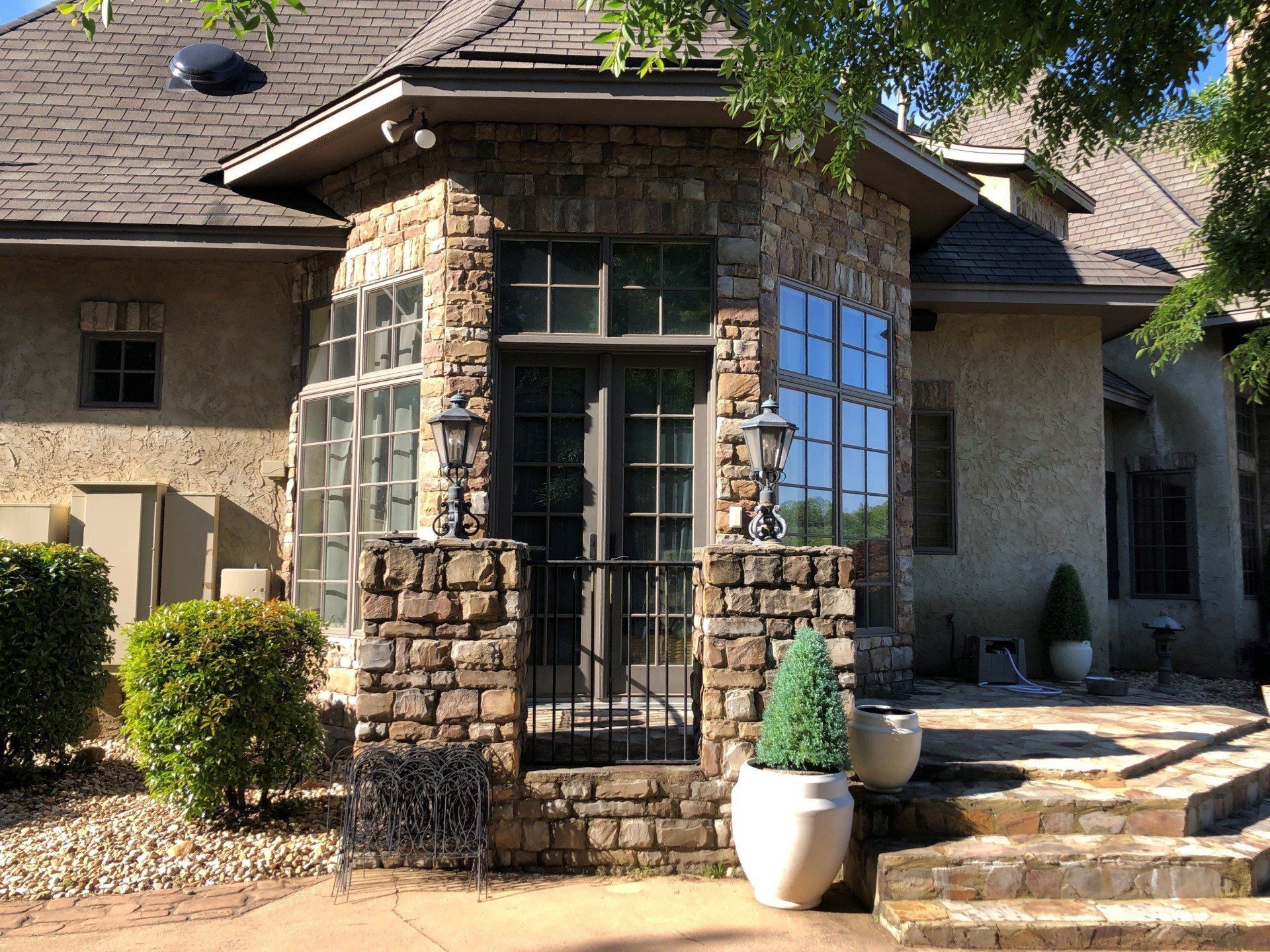 best home window tinting service in Prattville AL - Top-Performing SPF Rose Gold blocks maximum heat with UV-harm from entering home windows in Prattville AL