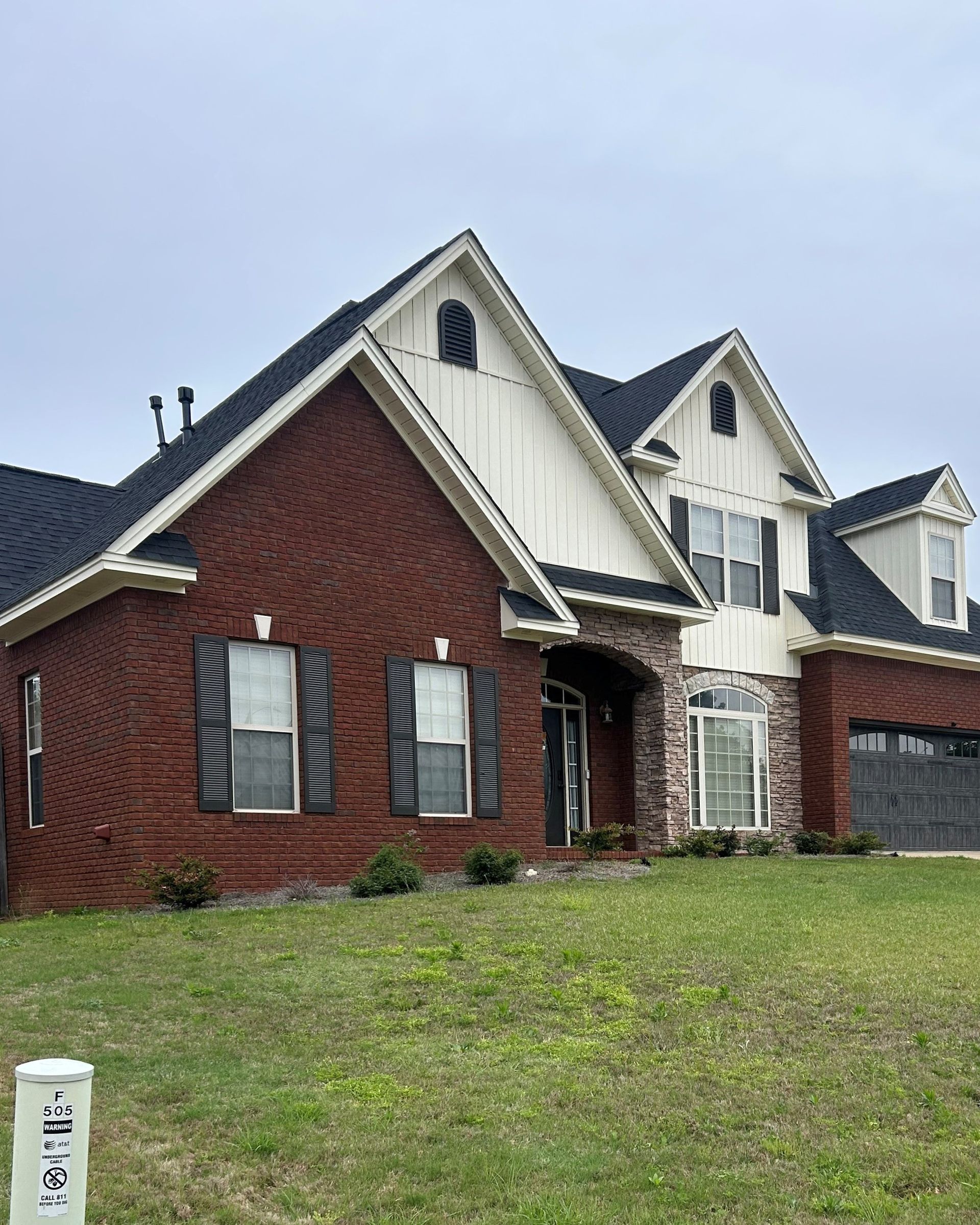 home window tinting in Prattville AL - SPF Performance Supreme View adds privacy outside. Blocking most heat and Sun glare while keeping 28% Sunlight. Prattville AL