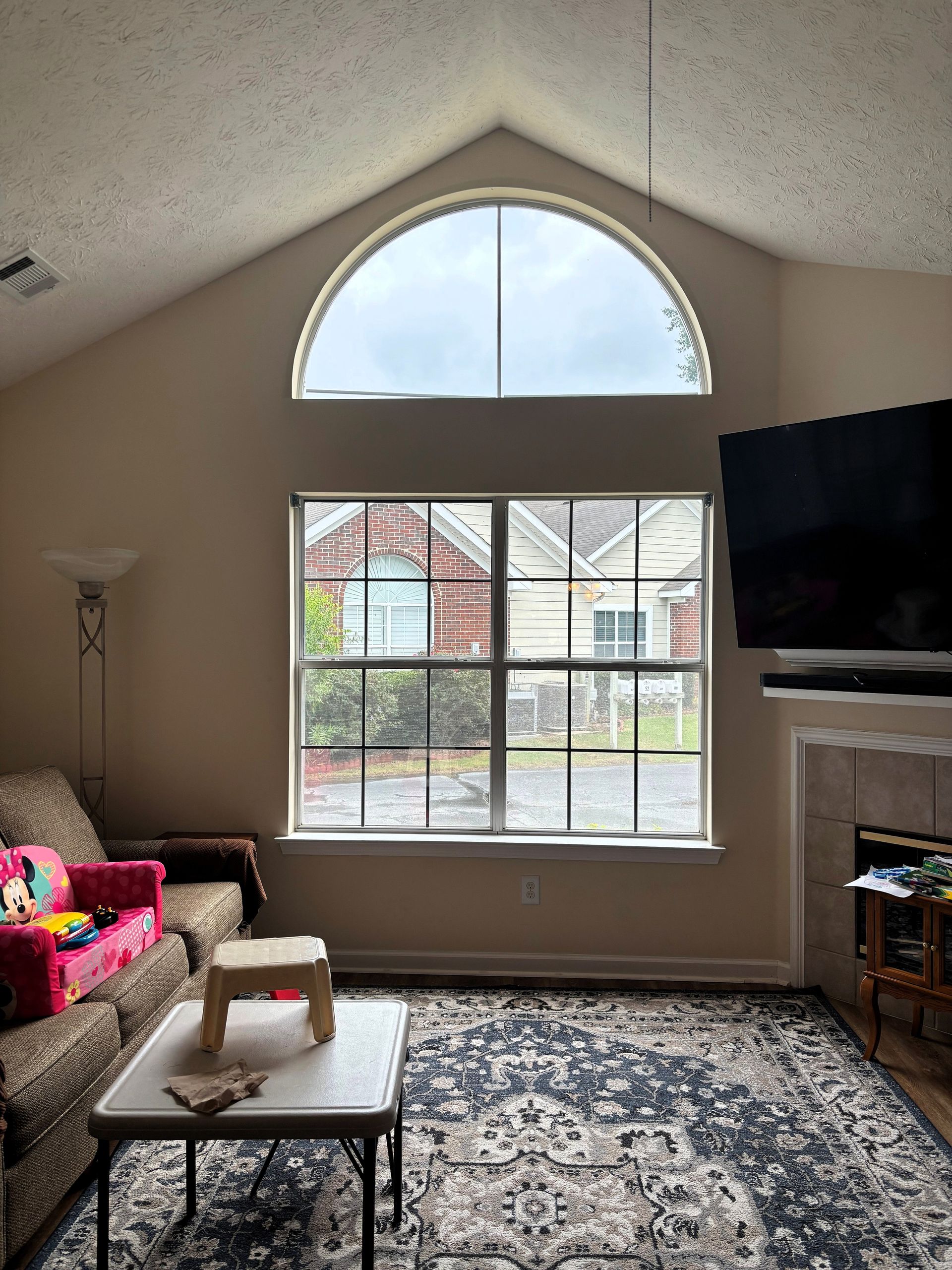 home window tinting near Arrowhead subdivision - SPF Dimmed Crystal Tint filters in soothing Sunlight adding room space. Montgomery AL