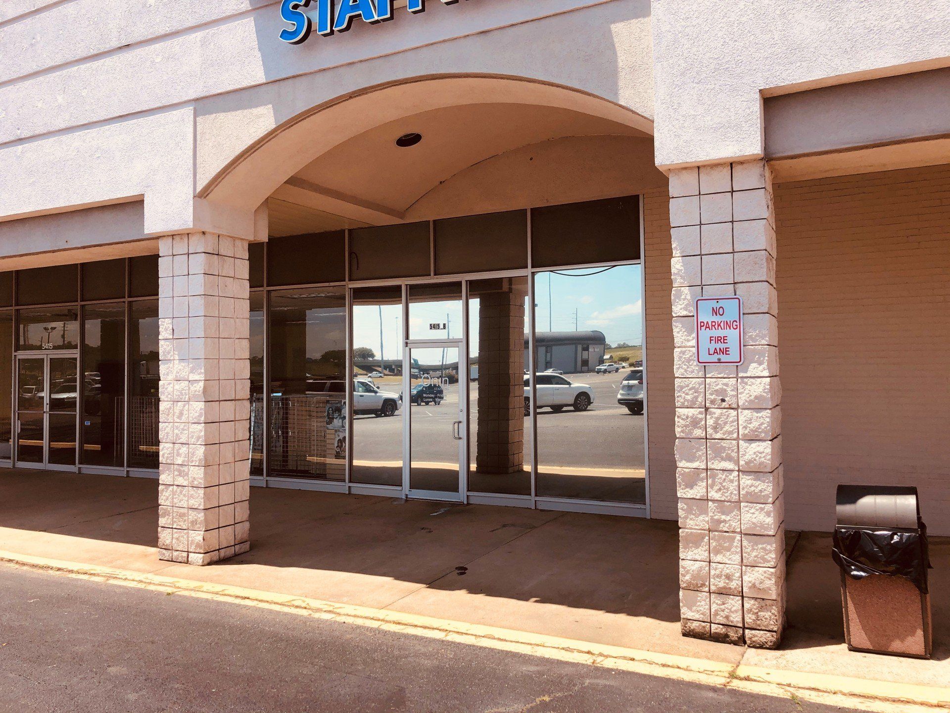 business tint in Montgomery AL - Onin Staffing now has an efficient new cool office climate after SPF Preferred Performance Tint installed in Montgomery, AL