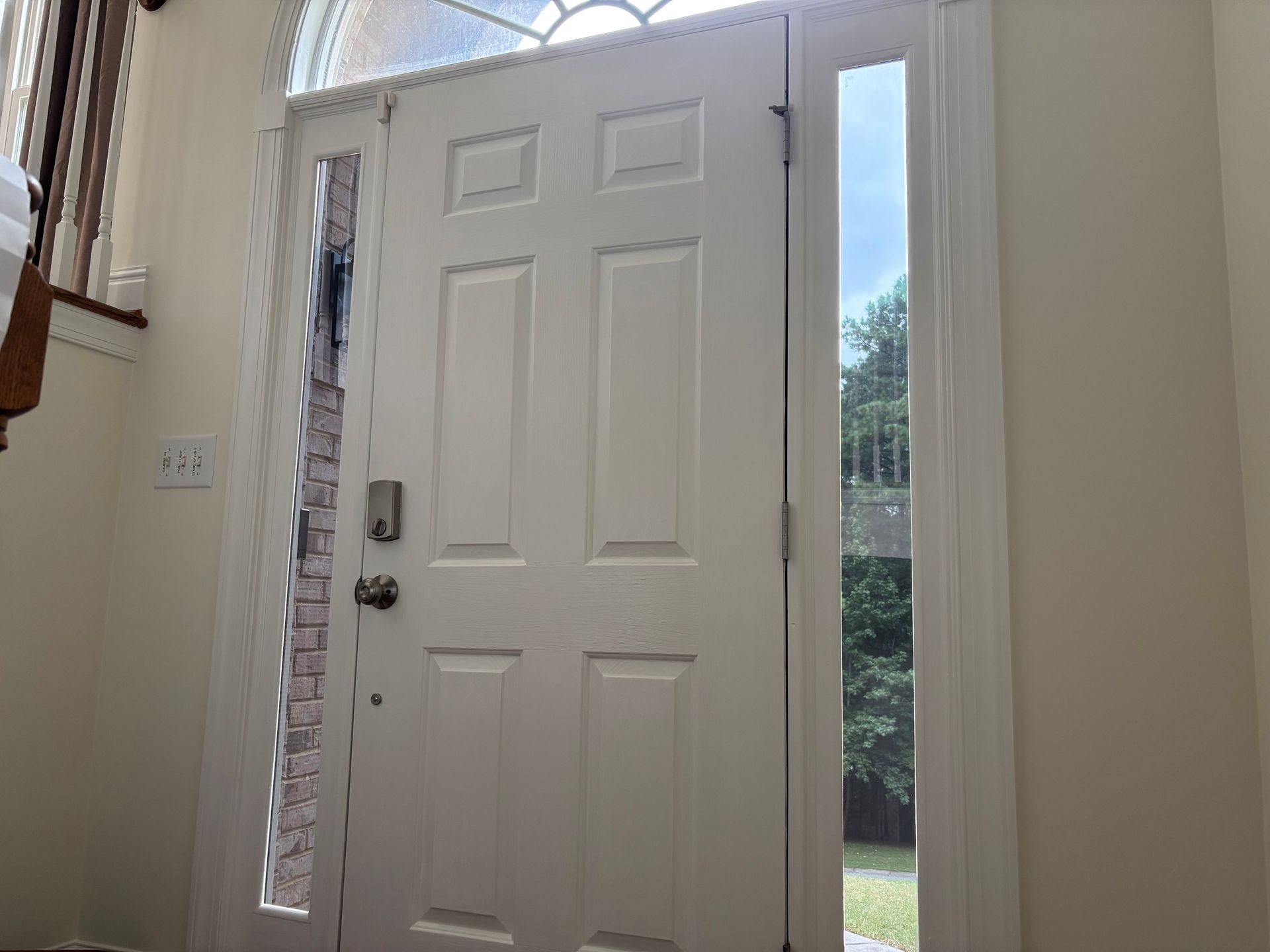 home window tinting - SPF Ultra Tint adds maximum heat rejection cutting UV Sun from sidelight windows. Chelsea, AL
