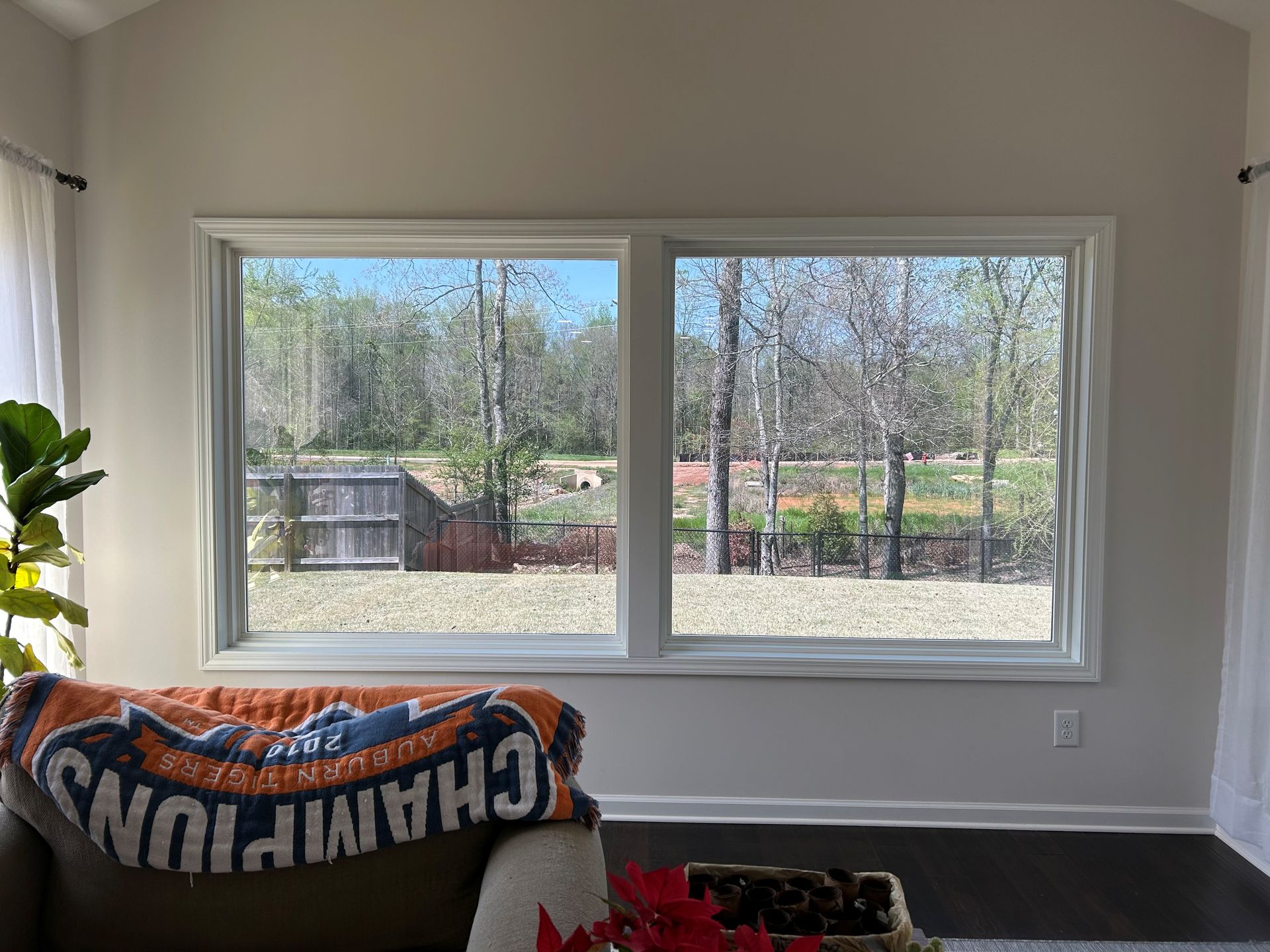residential window tinting in Auburn - SPF Private Plus Tint cuts UV Sun glare also eighty-six percent heat gain in Auburn AL