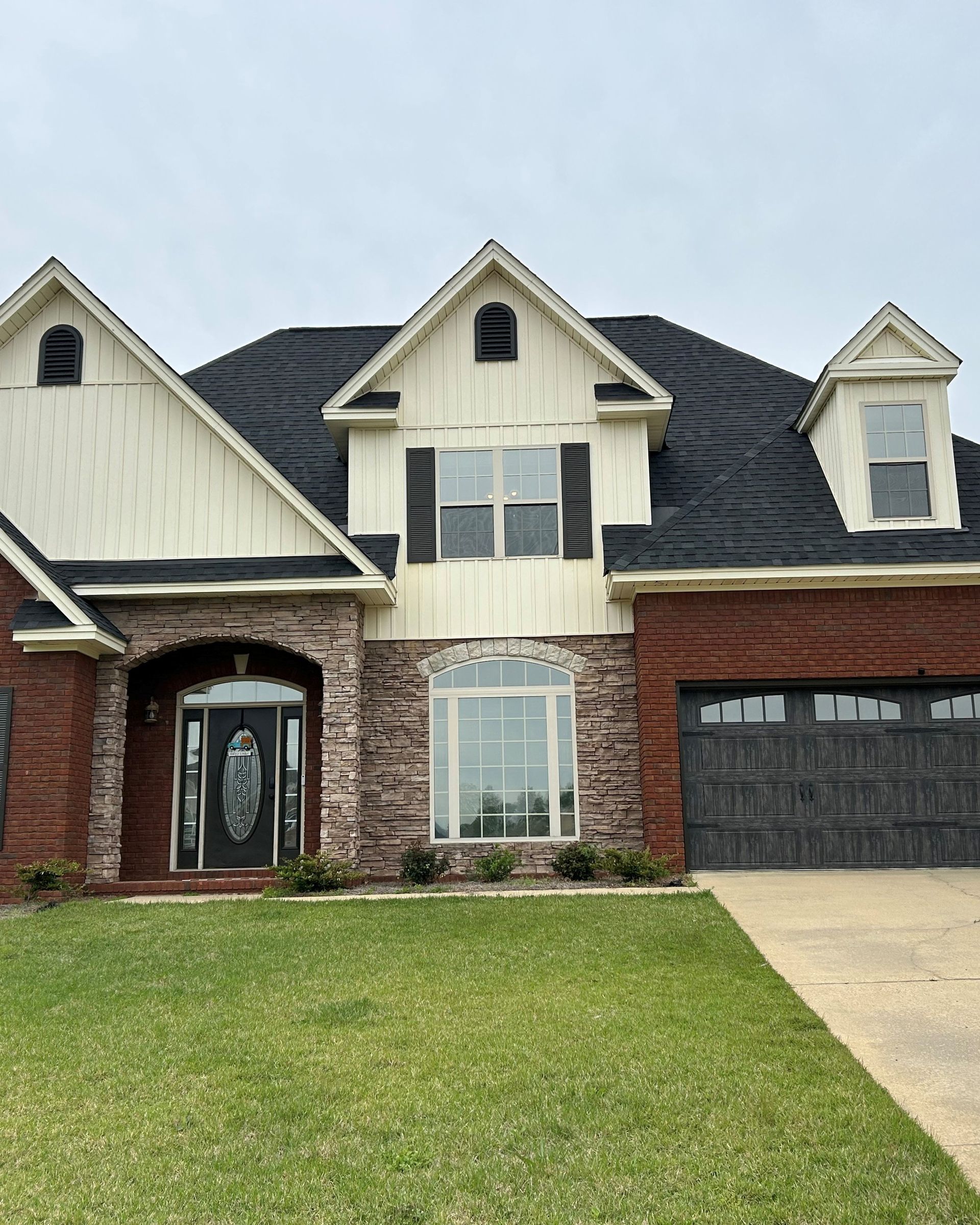 home tinting in Prattville - SPF Supreme View residential tint adds one-way private efficiency. Blocking 74% Heat also 73% glare. Prattville, AL