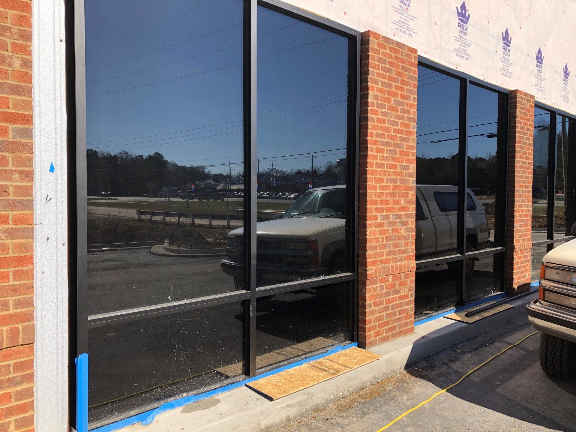 spf tint installed on 1.31.2019 at Pizza Hut in Wetumpka - after store window tint installed in Wetumpka, AL pic 4