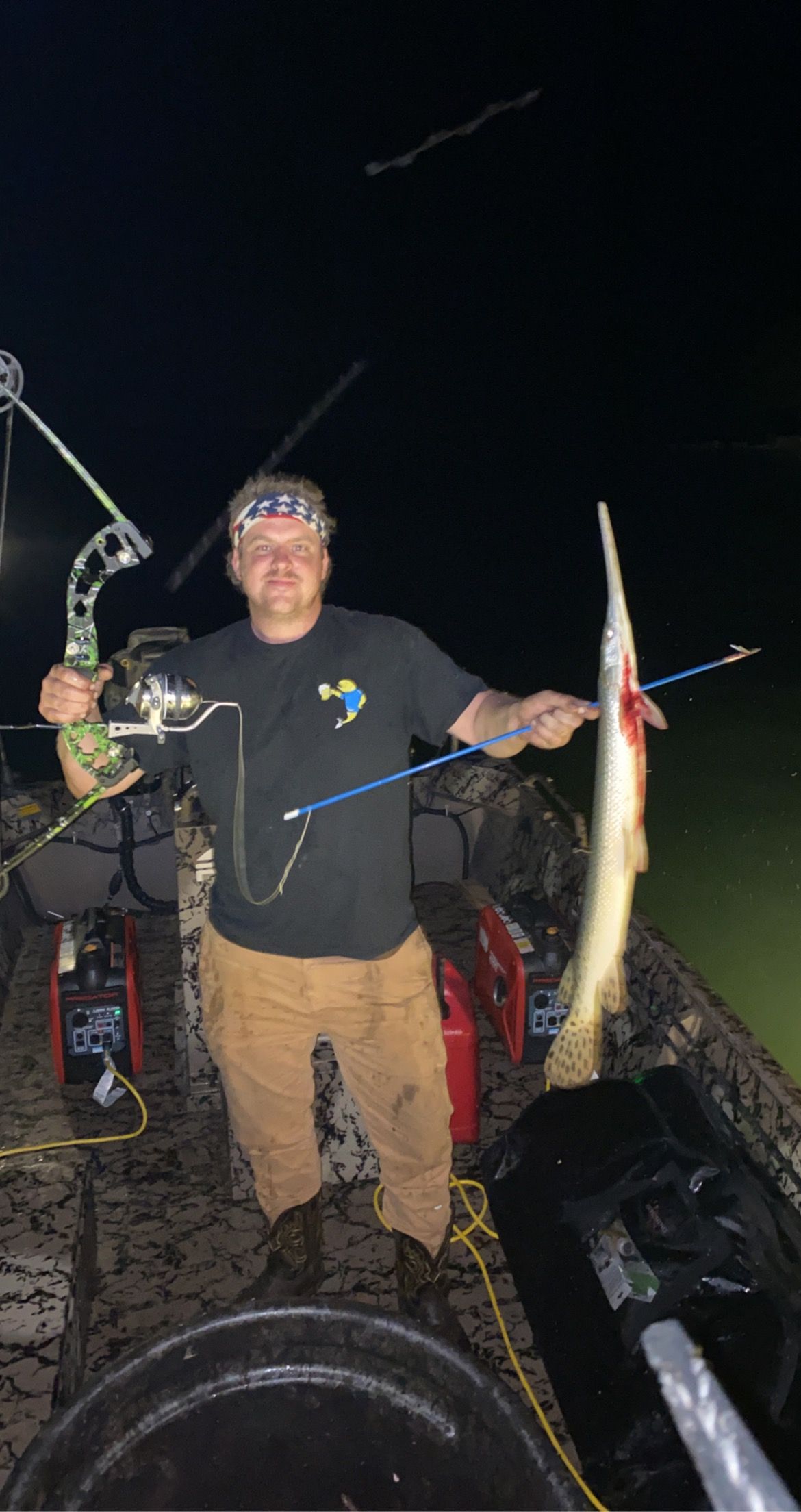 night bowfishing guide
