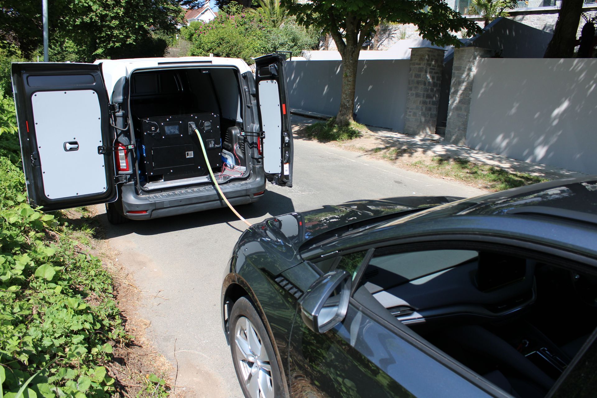 ZAPME mobile EV charger performing a recovery