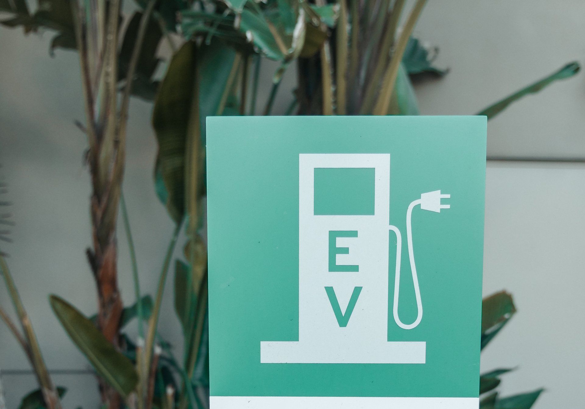 EV charging for recovery companies