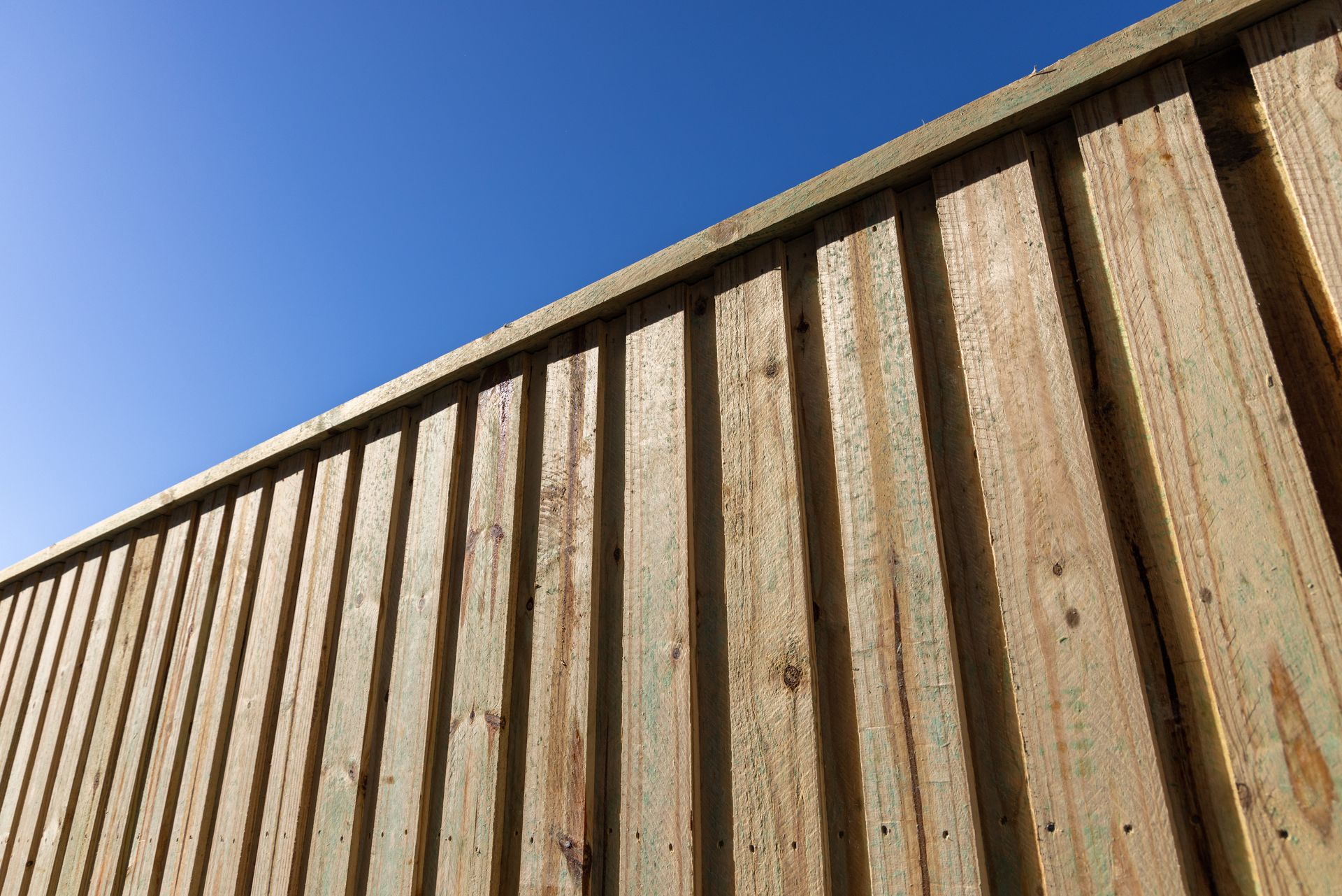 Lapped and Capped fencing