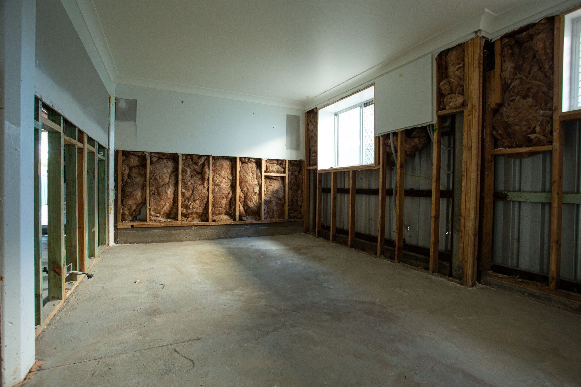 commercial strip out services Elanora