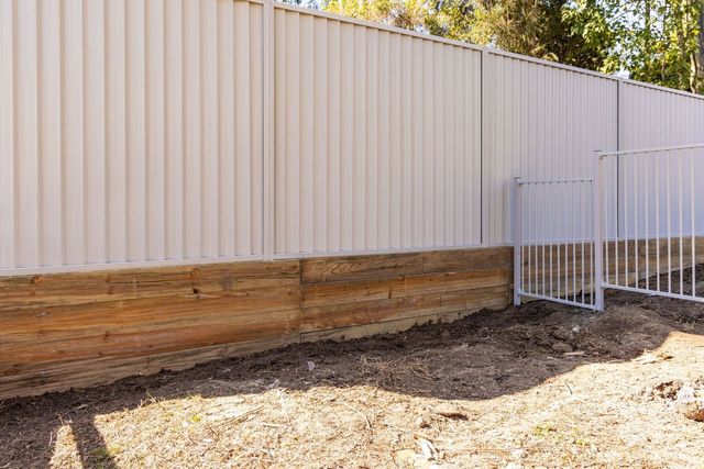 retaining walls gold coast