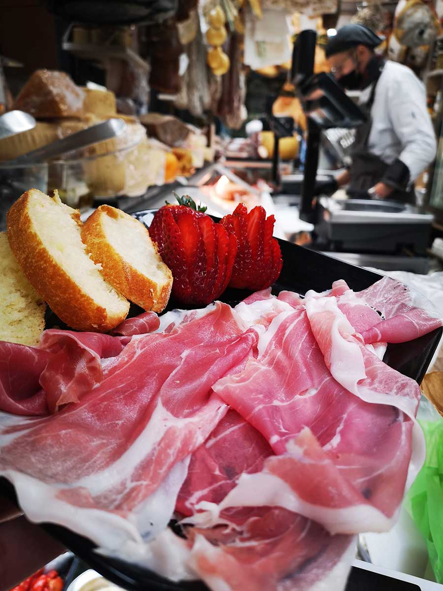 forma di formaggio stagionato