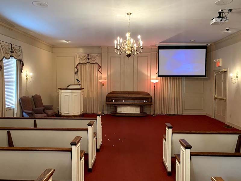 Viewing/chapel seating at Betts & West Funeral Home in Nicholasville, KY