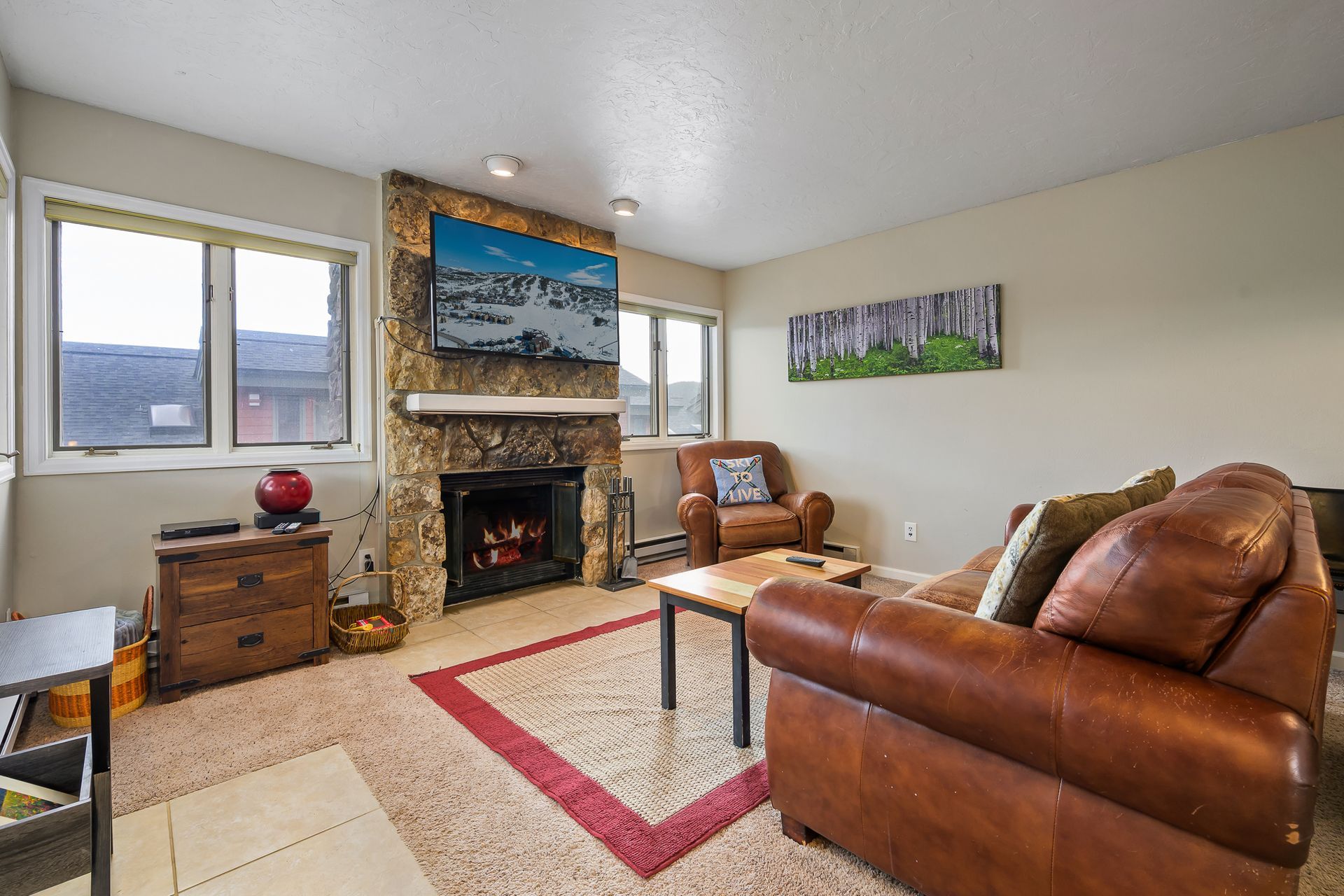 35 Promontory unit 9 living room 