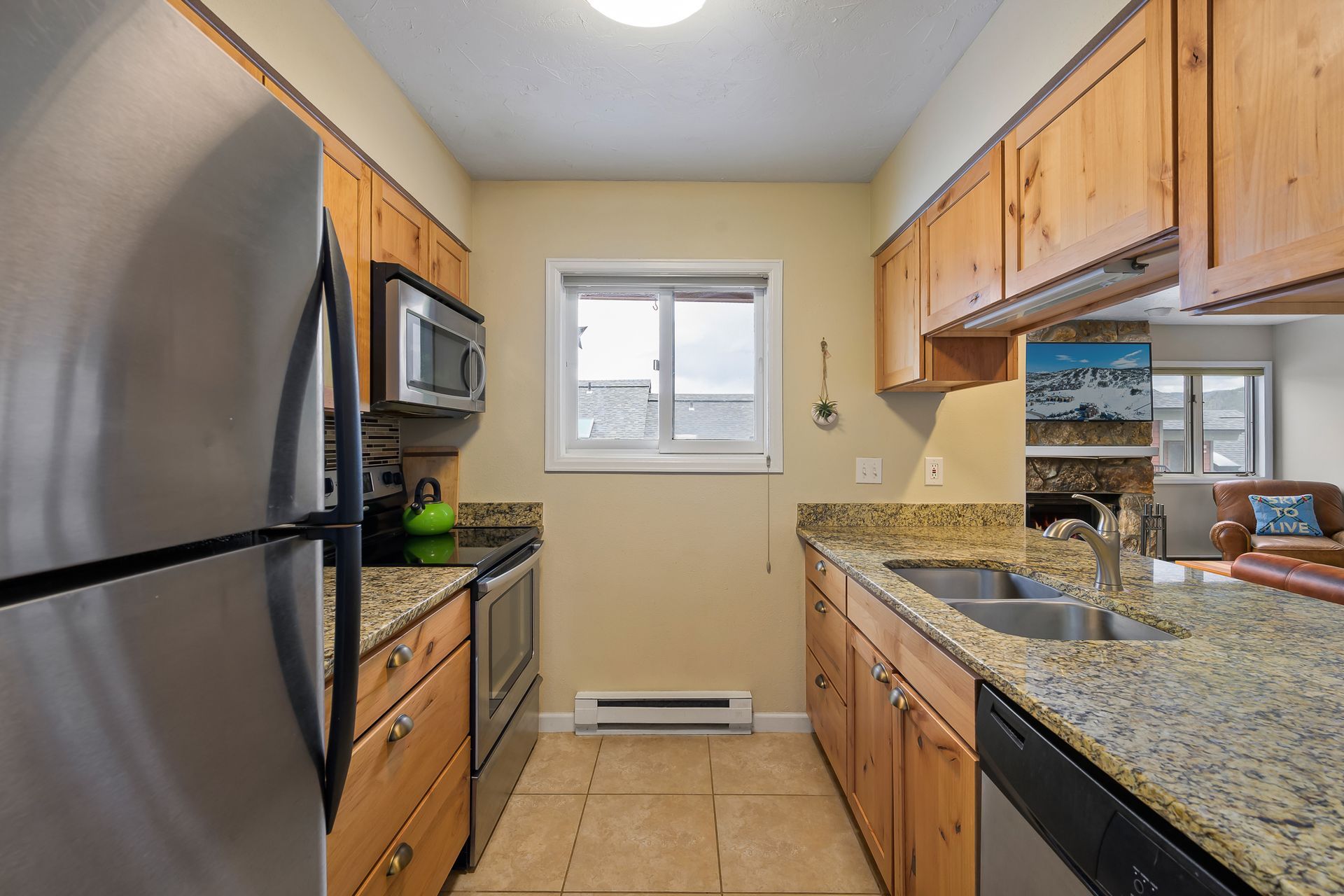 35 Promontory unit 9 kitchen 