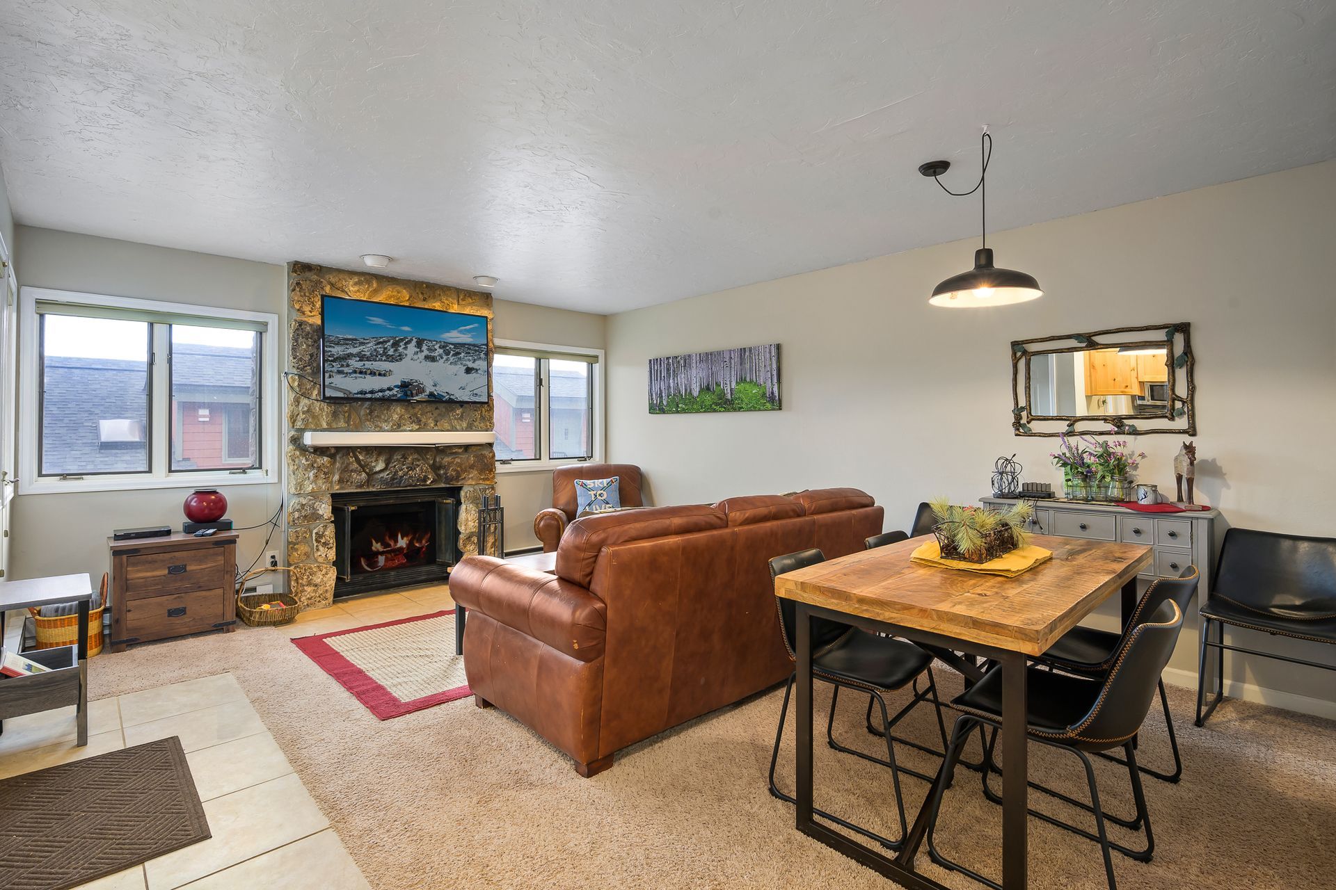 35 Promontory unit 9 living room 