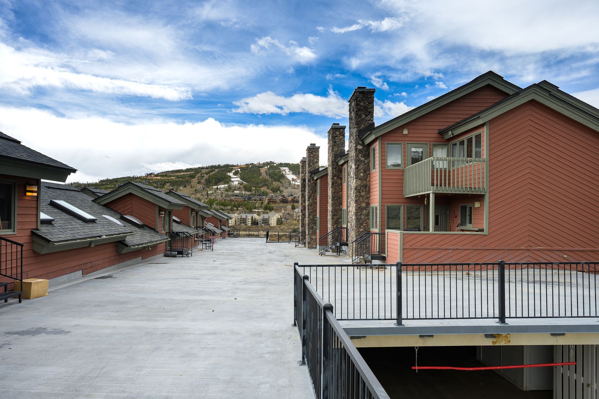 35 Promontory unit 9 side view