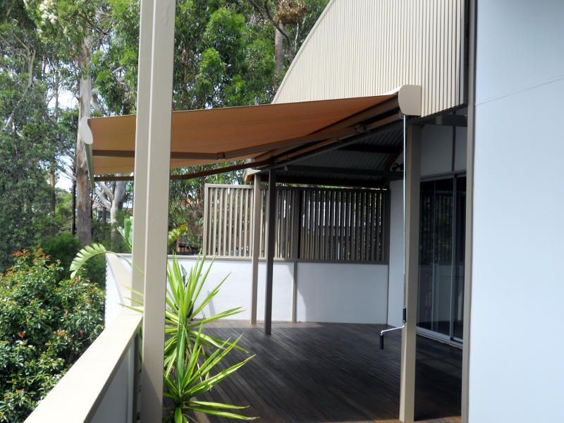 Retractable Awning, Fully Extended, Over A Balcony — Ulladulla Blinds & Home Improvements In Ulladulla, NSW
