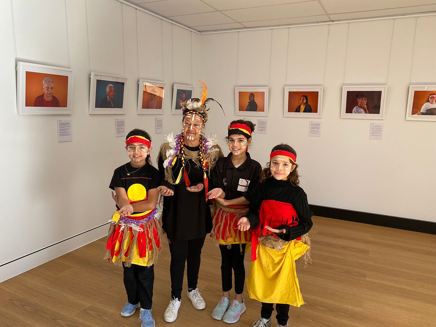 Aunty Kerry Moran & Silver City Reserve Jinda Dancers