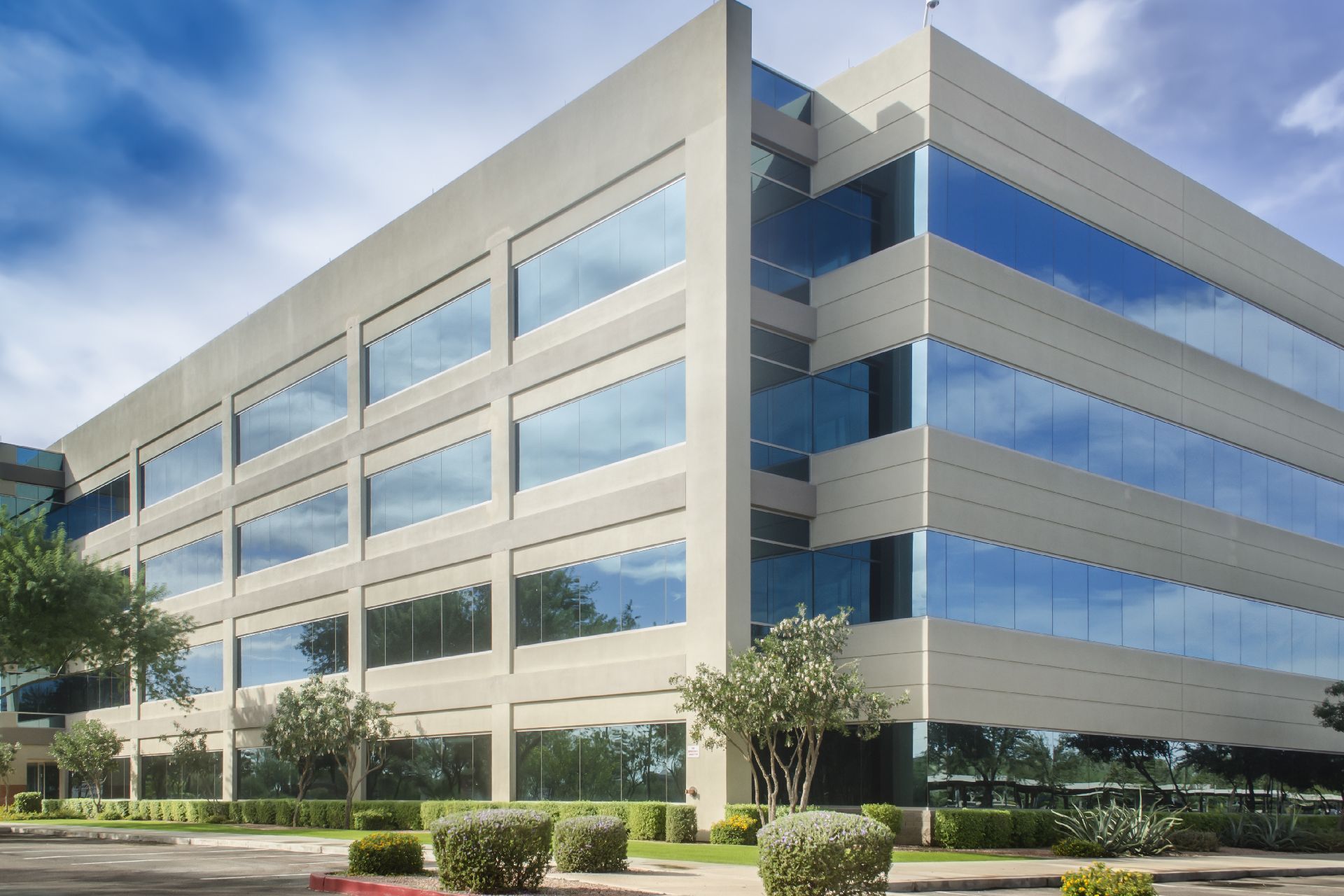 Expert commercial building maintenance services