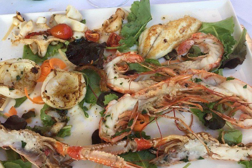 grigliata gamberi gamberi e calamari