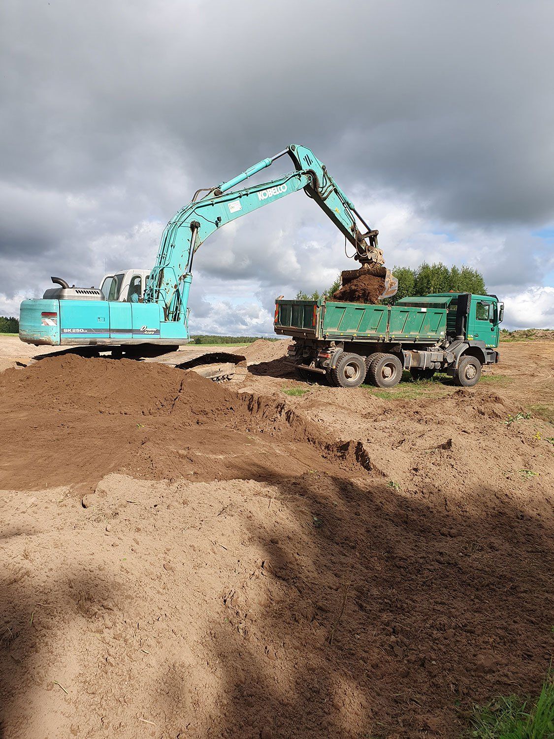 Žemės kasimo technikos nuoma
