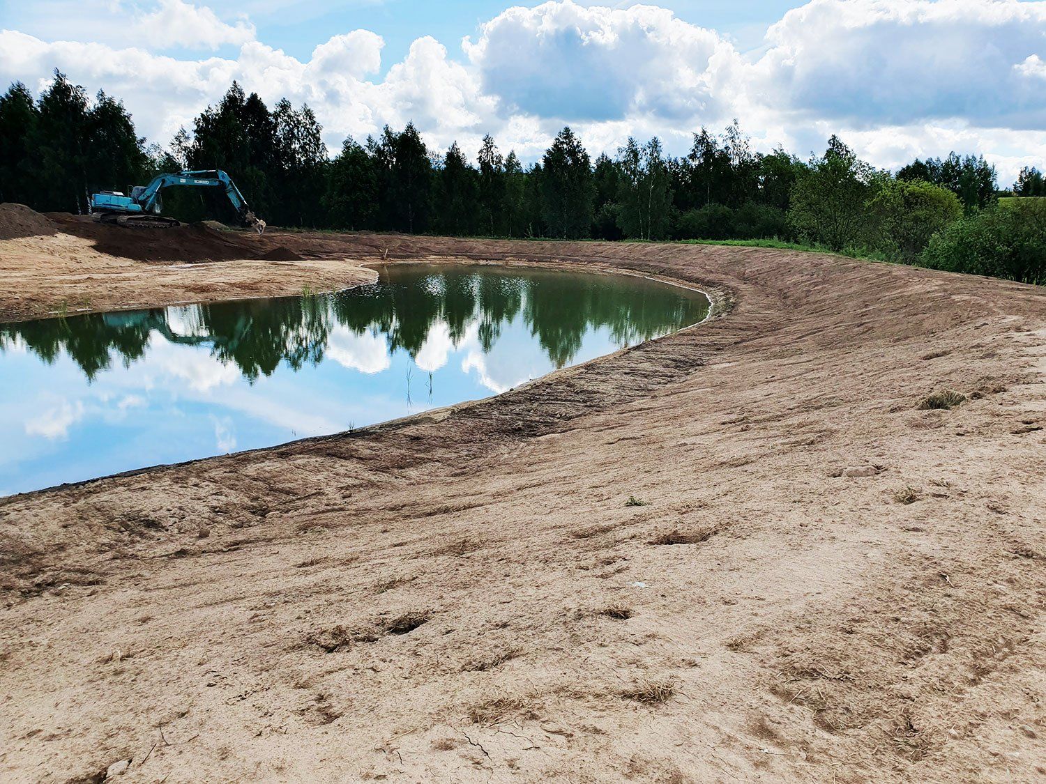 Žemės kasimo technikos nuoma