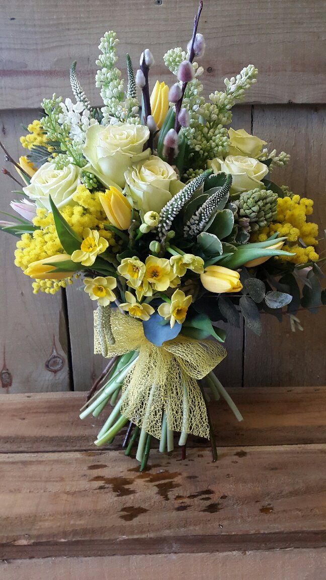 yellow coloured bouquet