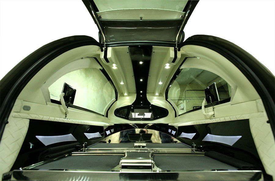 Autofunebre attrezzata