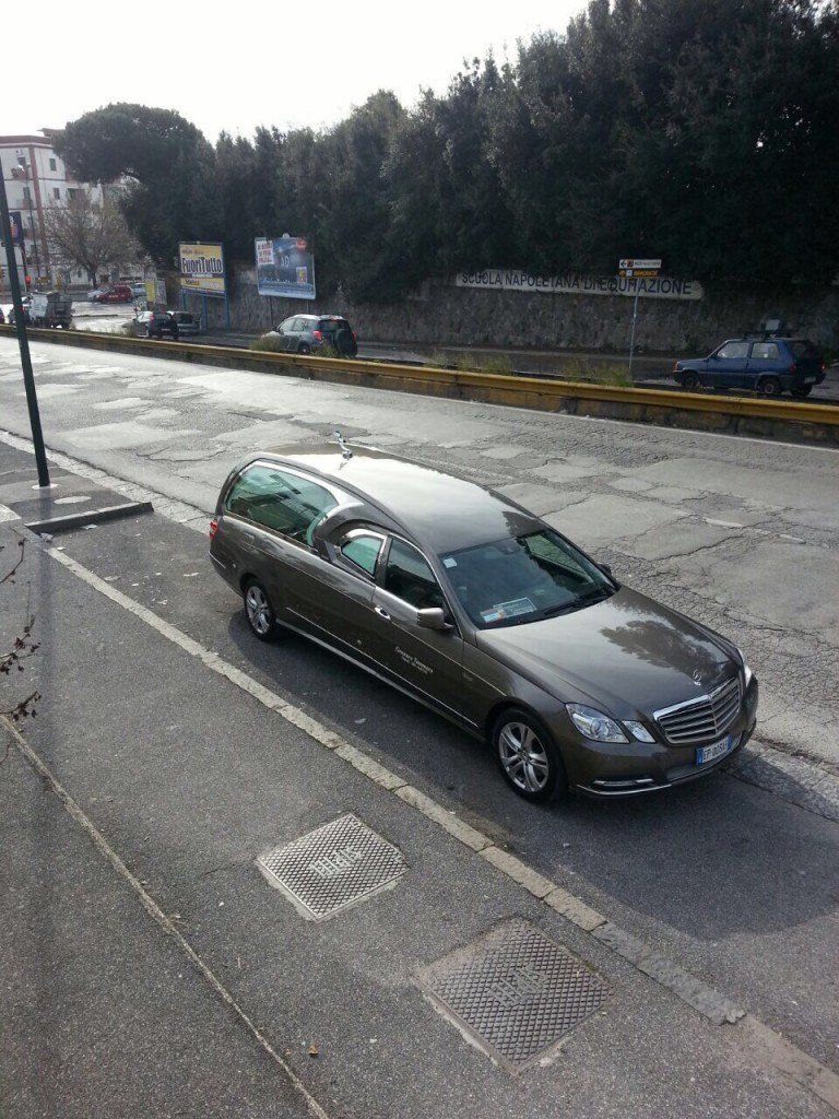 Auto per trasporti funebri